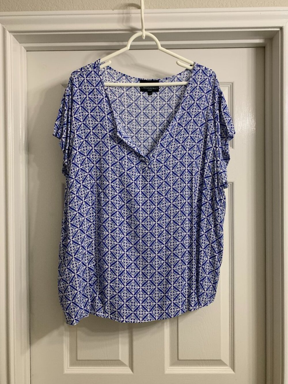 Cynthia Rowley Women's Blue and White Rayon Blouse, Size 2X (NWOT)